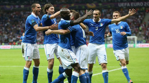 Italia xuất sắc vào chung kết: Tây Ban Nha, hãy chờ đấy!